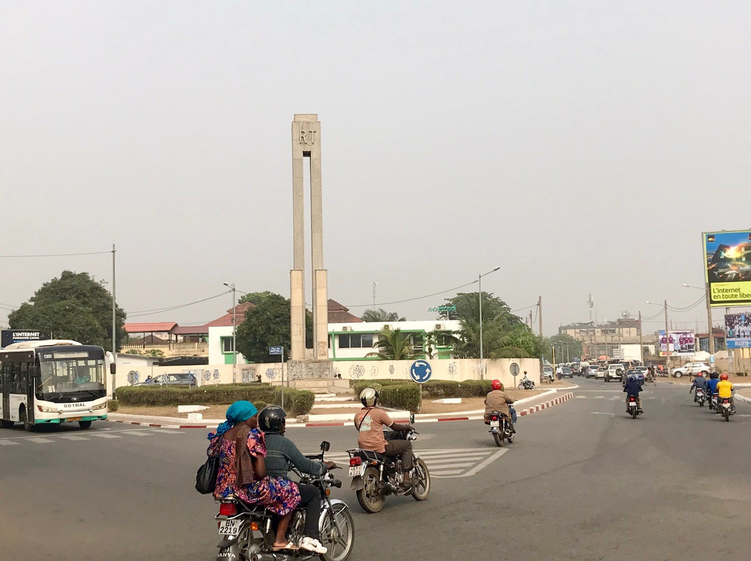 Place Des Martyrs-洛美必去景点
