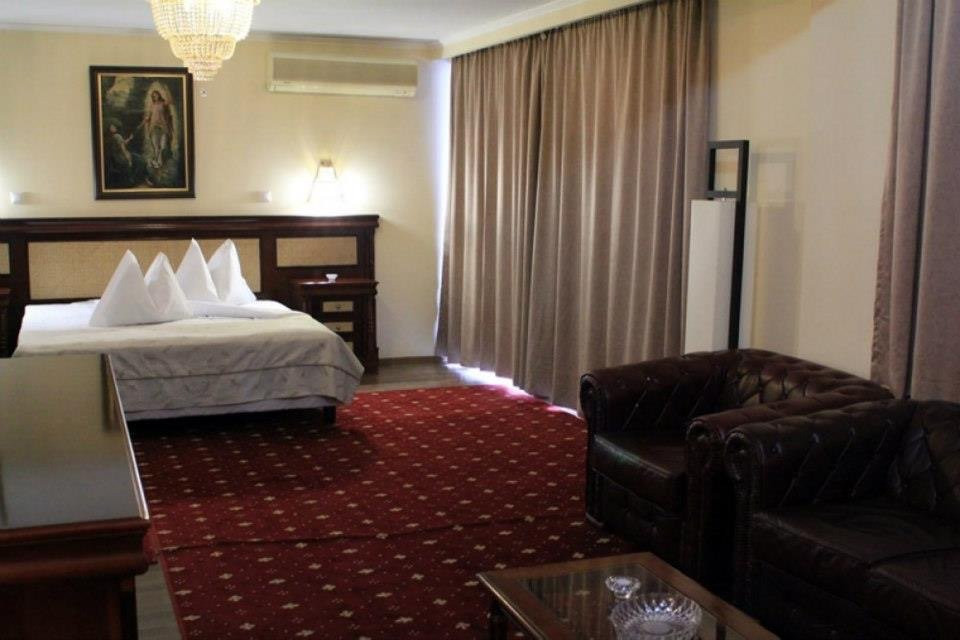 Hotel President主图