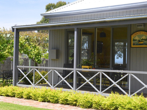 Lighthouse Extra Virgin Olive Oil & Farmstay-Drysdale必去景点