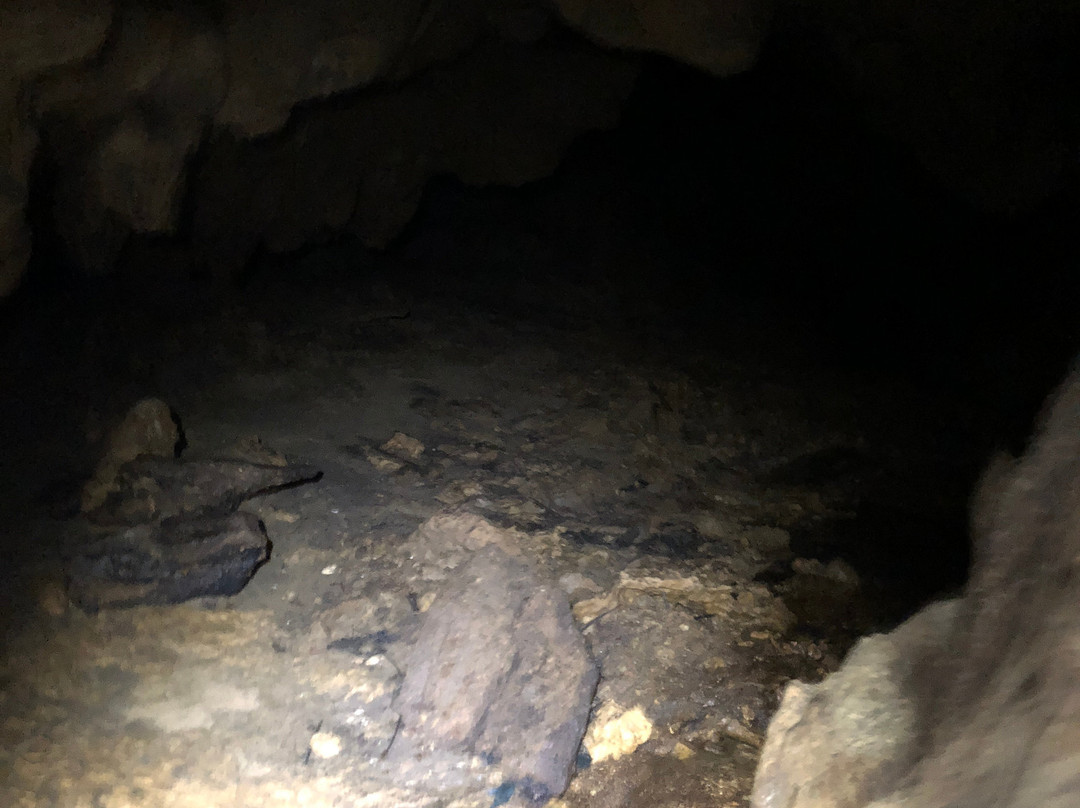 Daliran Cave-吉马拉斯岛必去景点