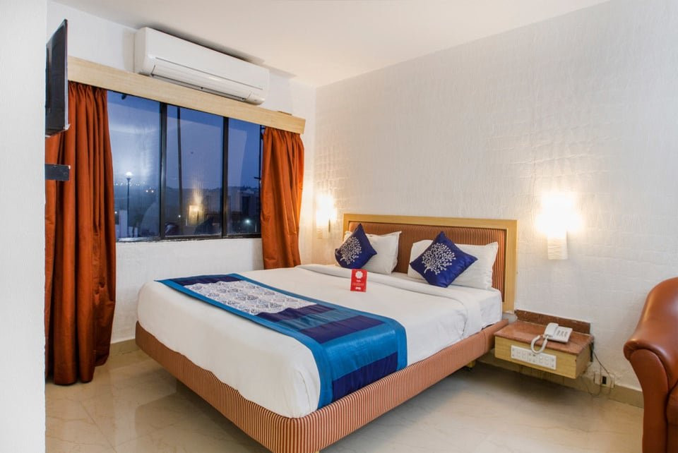 Treebo Trip And Suits主图