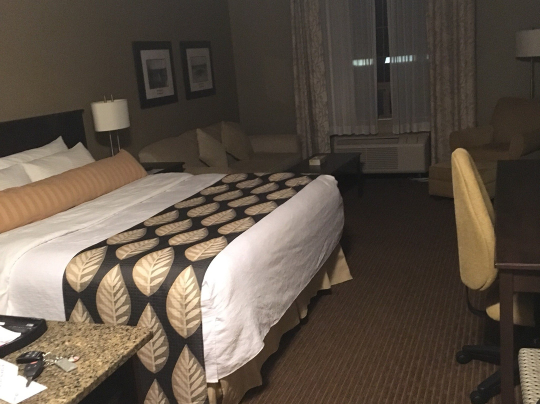 The Kanata Fort Saskatchewan Hotel主图