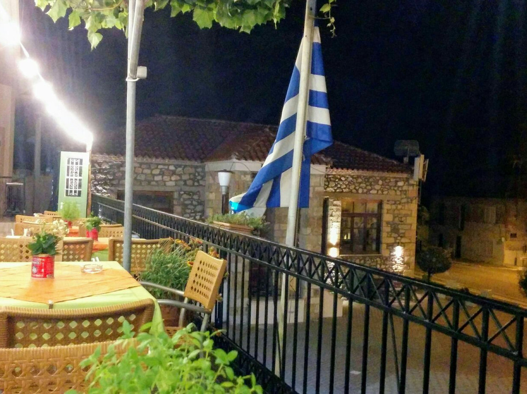 Psaropouli餐馆和美食-Ta Lemonadika