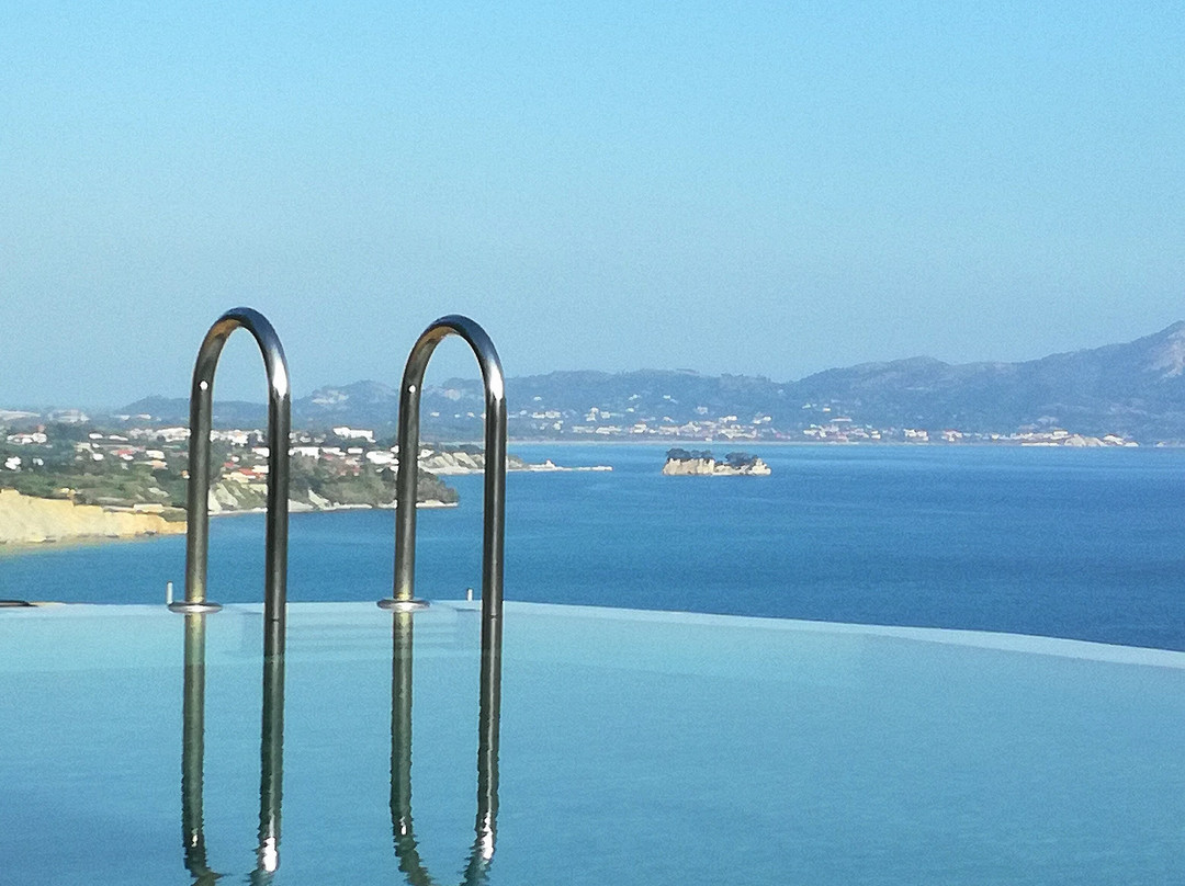 Kymaros Villas主图