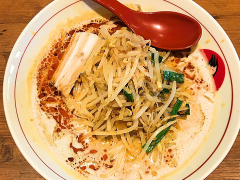 ボウボウラーメン とみ