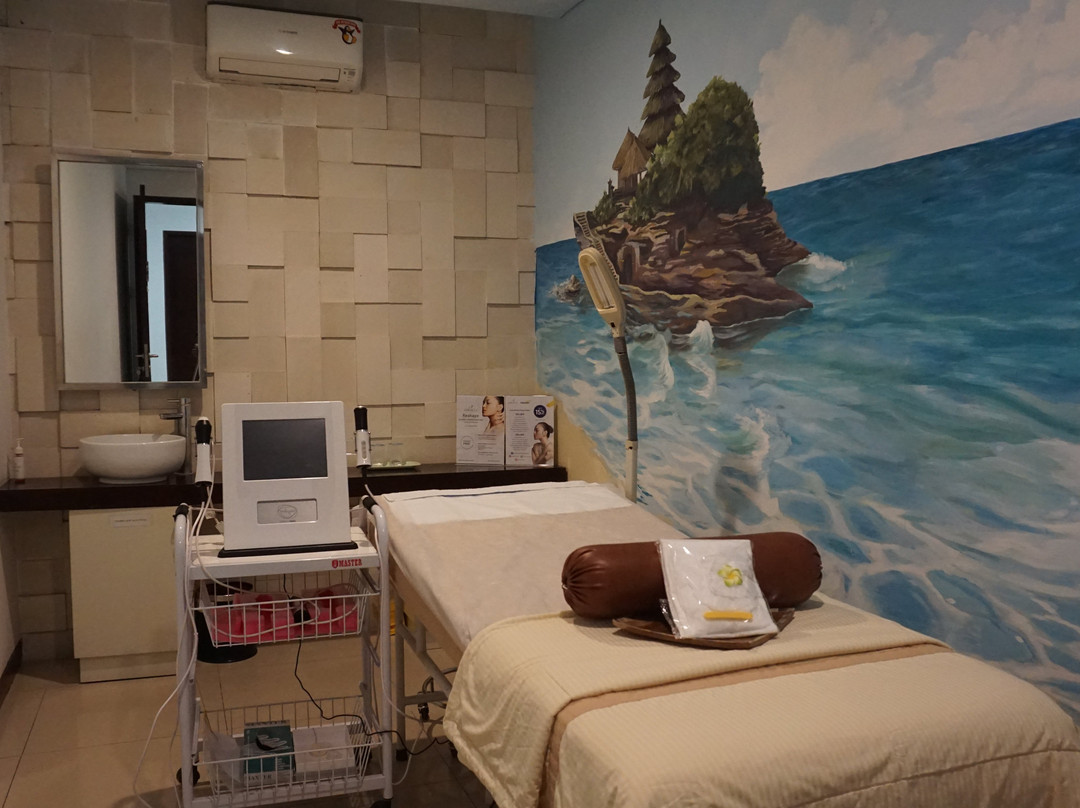 Miracle Aesthetic Clinic-Danginpuri Kelod必去景点