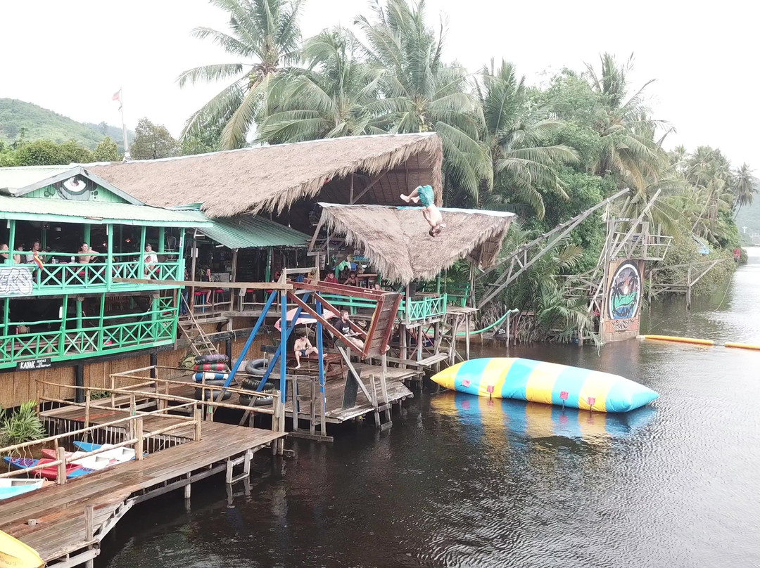 Arcadia Backpackers and Water Park Kampot