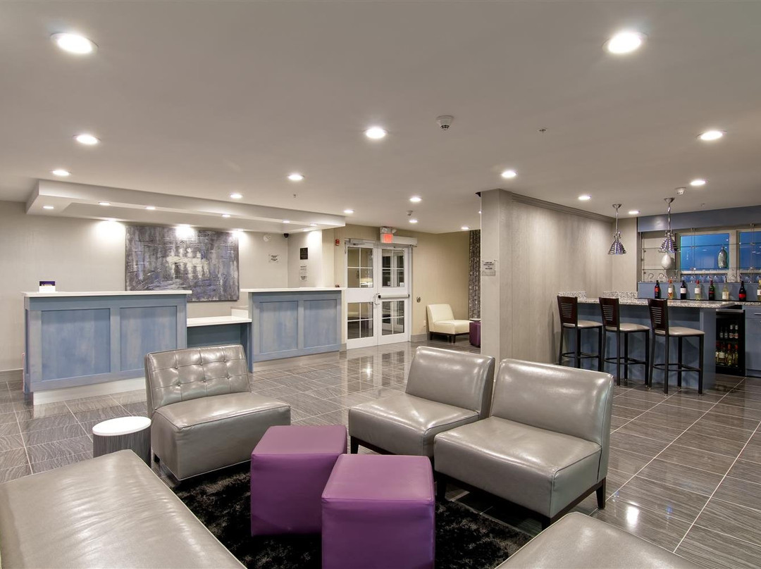 Best Western Plus Woodstock Inn & Suites主图