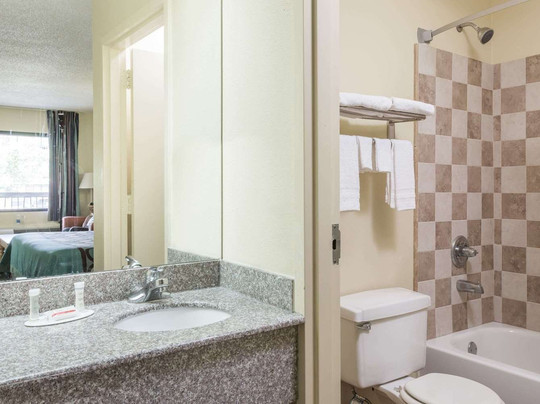 Super 8 by Wyndham Norcross/I-85 Atlanta主图