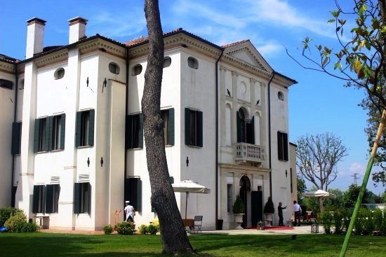 Villa Barbarich-麦斯特必去景点