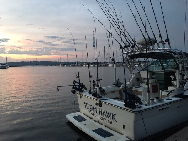 Storm Hawk Sport Fishing Charters-特拉弗斯城必去景点