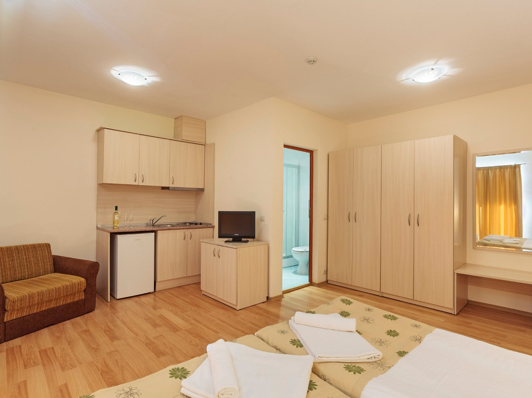 Serena Residence Aparthotel主图