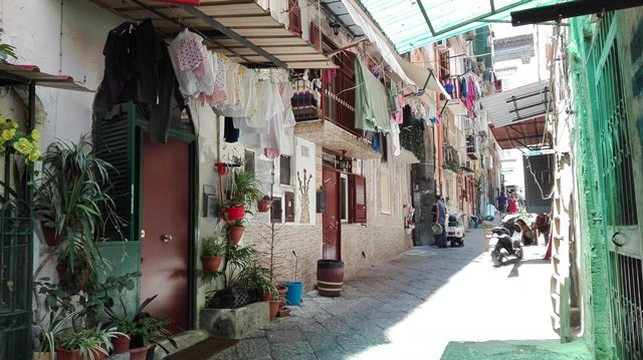 Napoli and Amalfi Tour Guide-萨勒诺必去景点