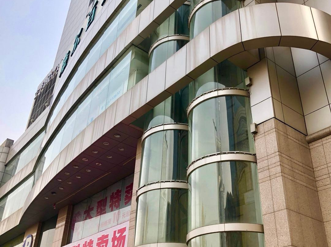 摩尔百货(天府广场)-成都必去景点