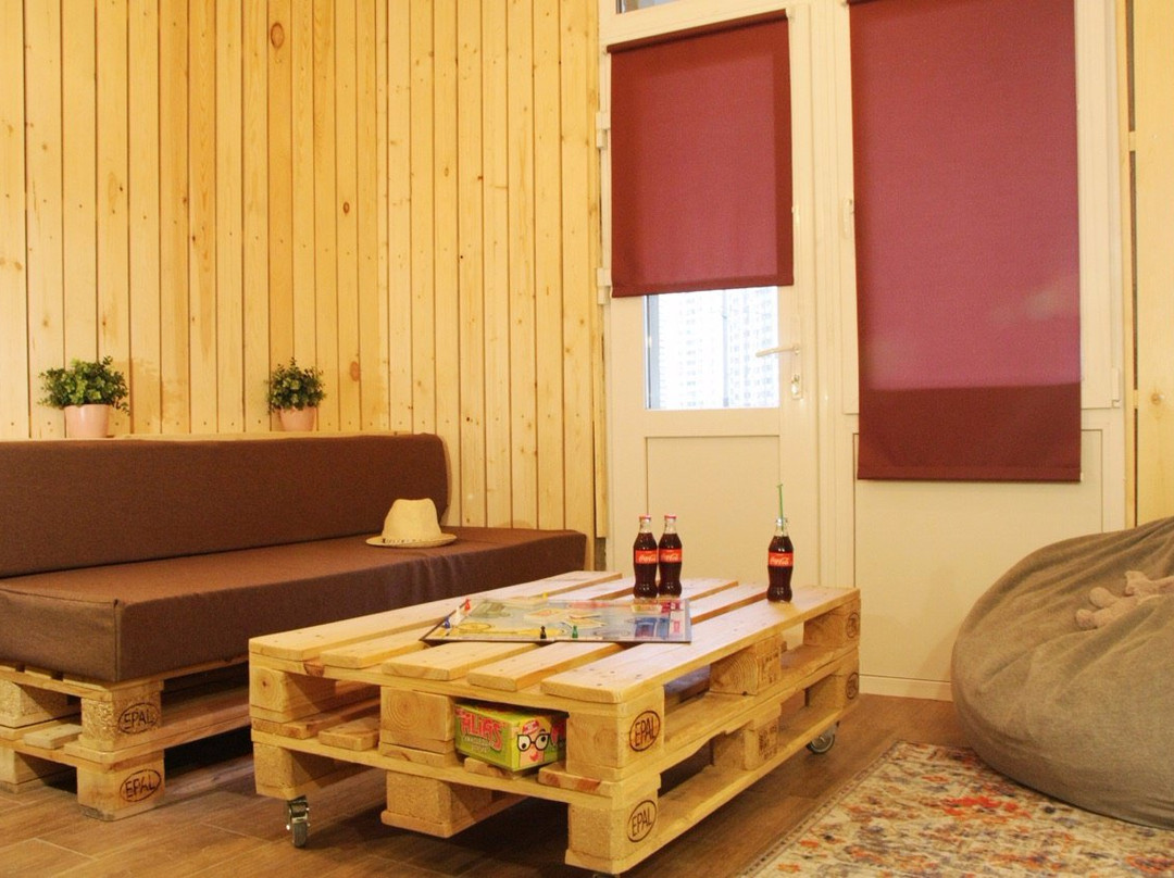 Lucky People Hostel