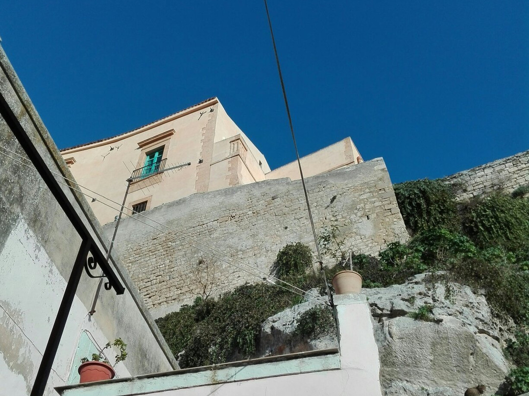 Torre dell'Orologio-莫迪卡必去景点