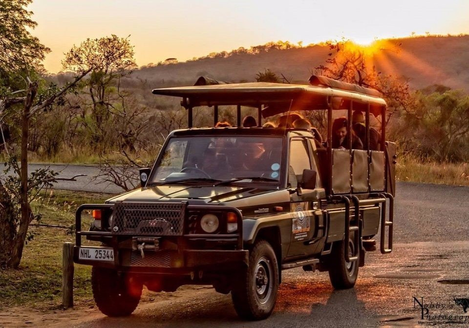 Heritage Tours & Safaris-圣露西亚必去景点