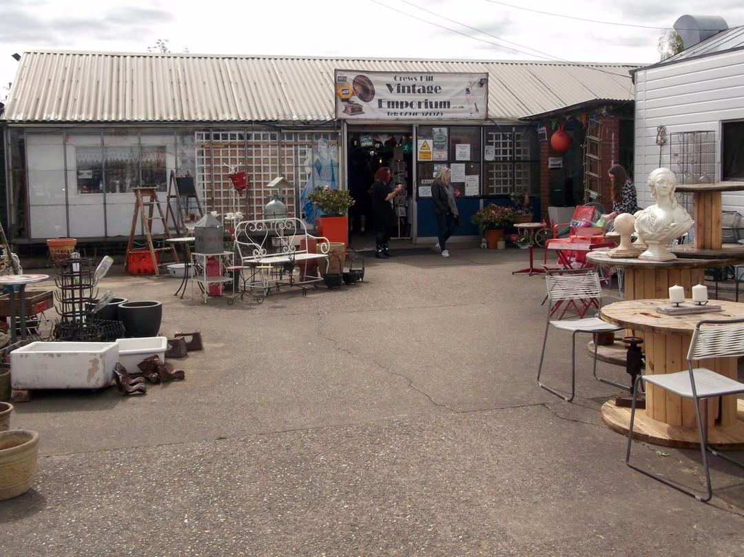 Crews Hill Vintage Emporium-伦敦必去景点