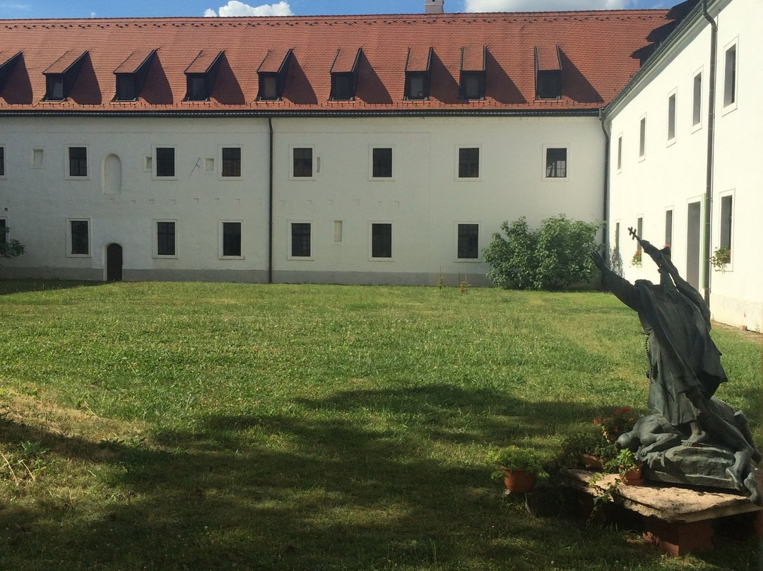 The Franciscan Visitor Centre at Alsovaros景点图片