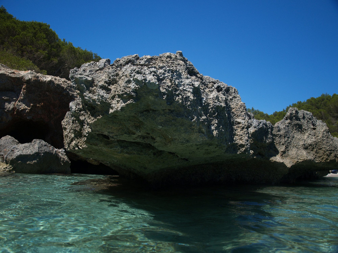 Cala Fustam-Migjorn Gran必去景点