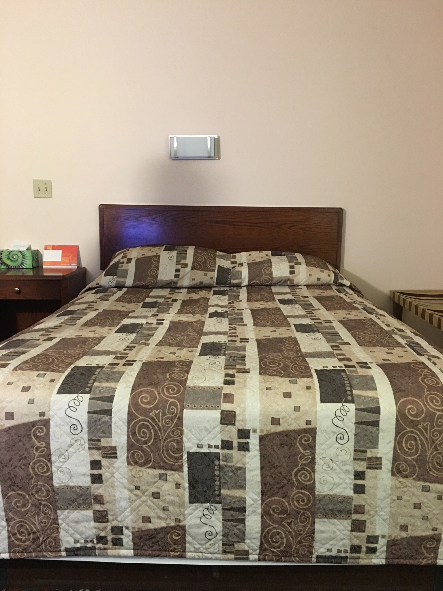 Golden West Motor Inn-浴室