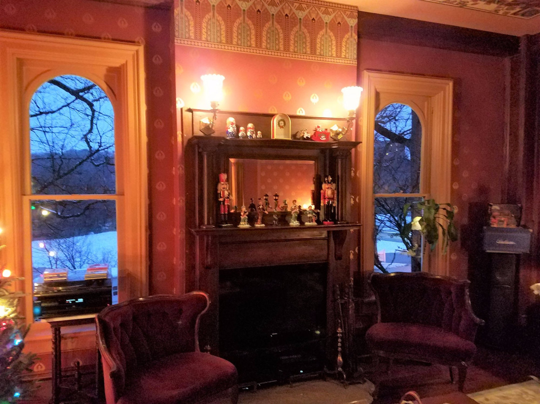 James A. Thompson House Bed & Breakfast主图