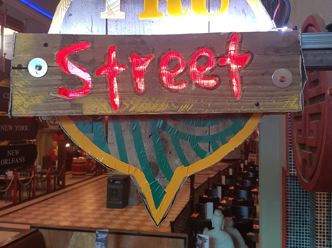 Tru Street