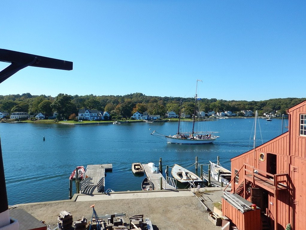 Charles W. Morgan-神秘河必去景点