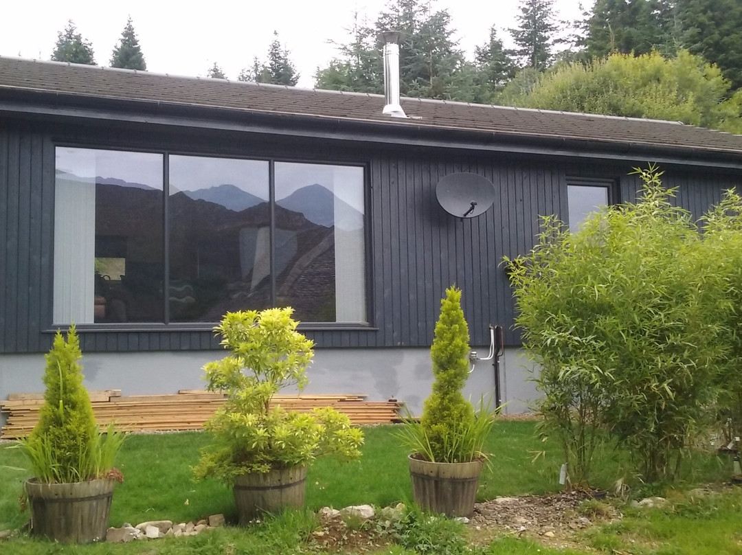 因弗摩里斯顿酒店住宿-Loch Ness Highland Cottages