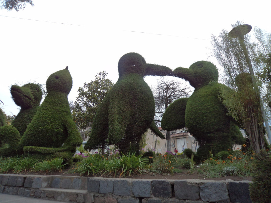 Juan Benigno Vela Park-安巴托必去景点