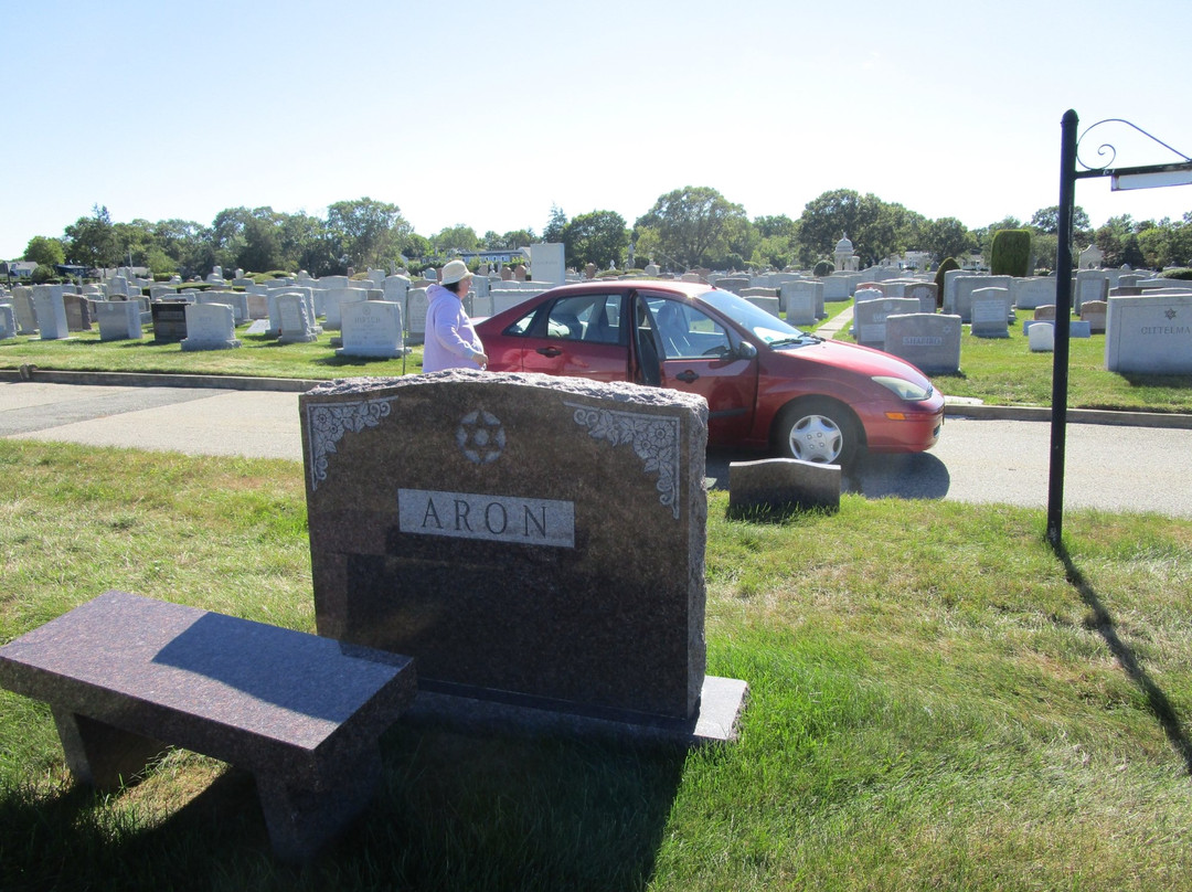 Lincoln Park Cemetery-沃威克必去景点