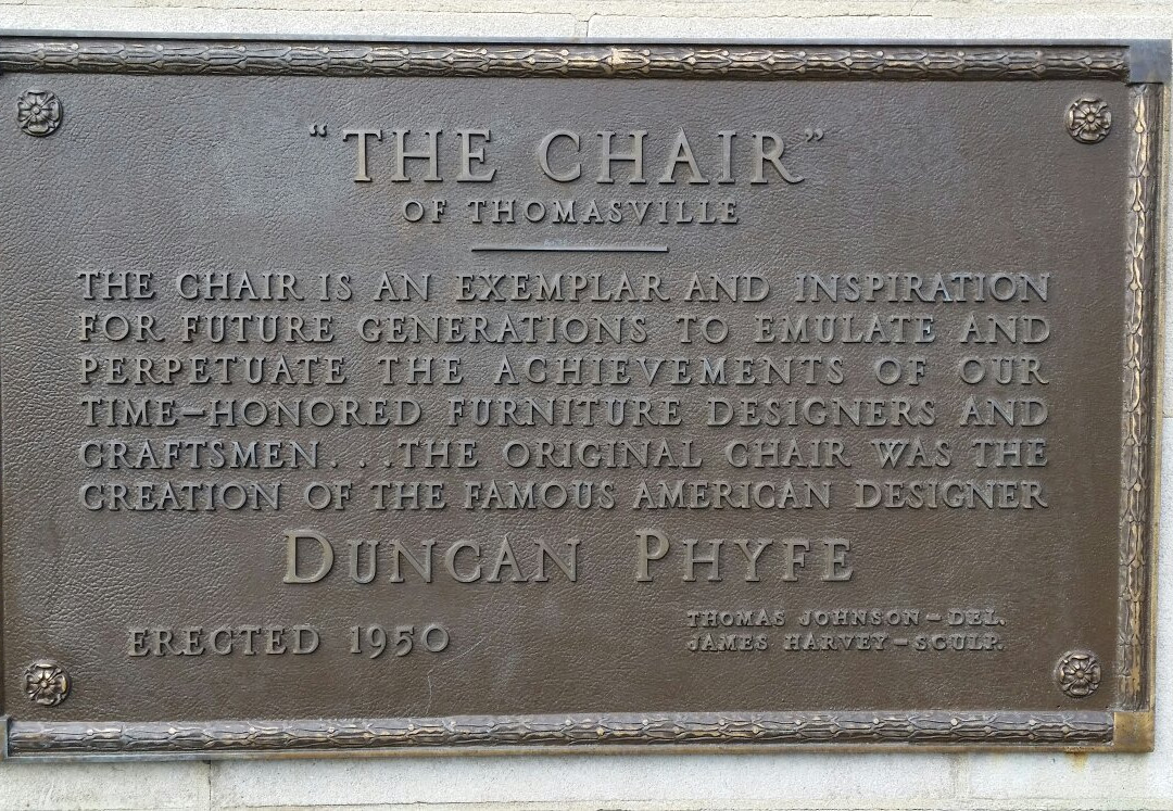 The Big Duncan Phyfe Chair景点图片