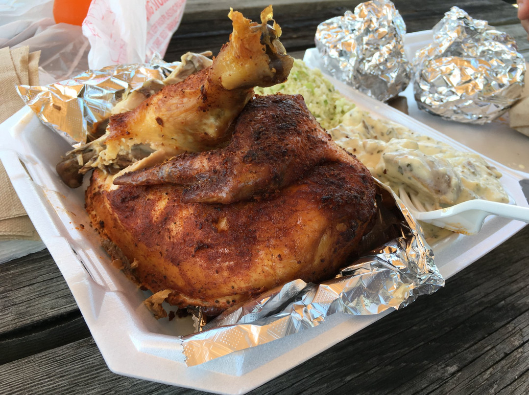 Faber餐馆和美食-Paulie's Pig Out