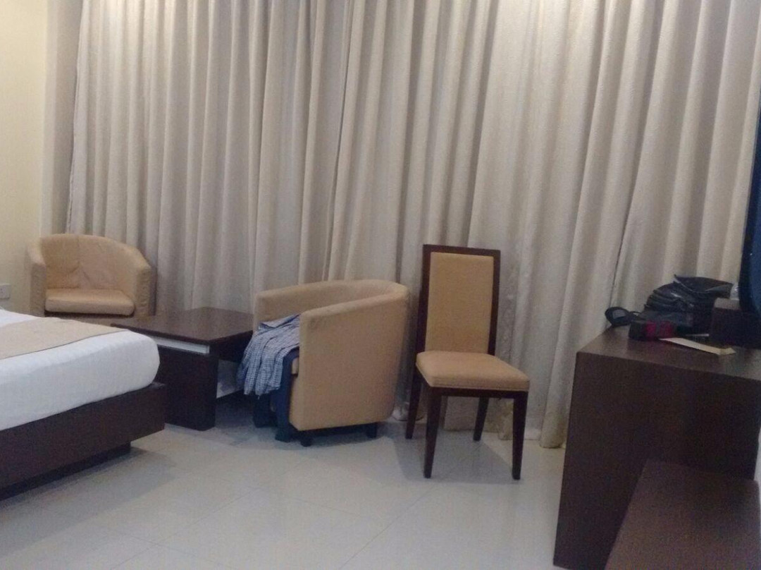 Falcons Nest Hotel主图