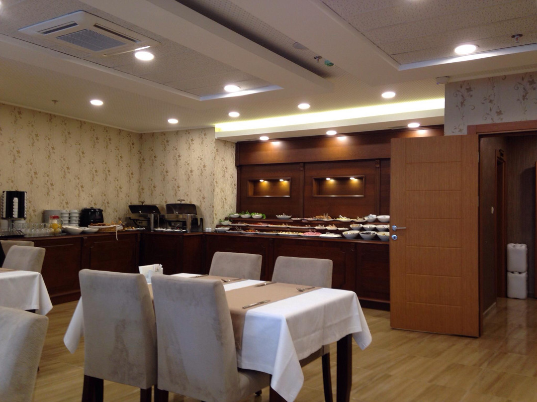 公园广场酒店