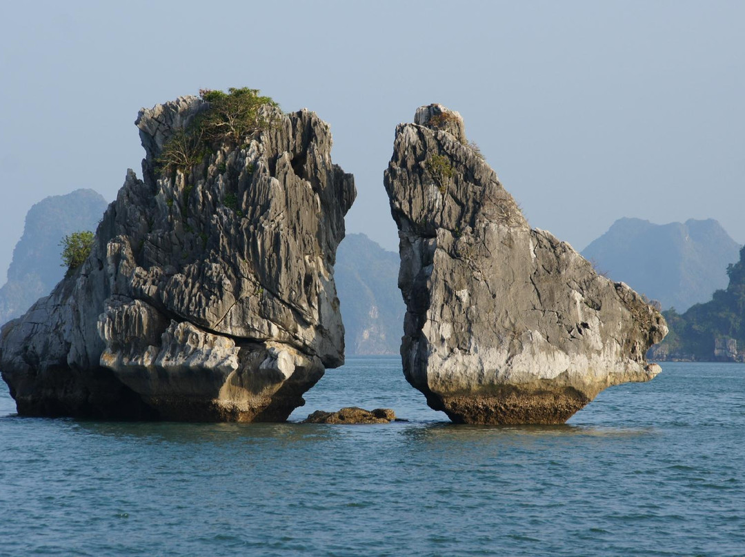 Hon Ga Choi Island-下龙湾必去景点
