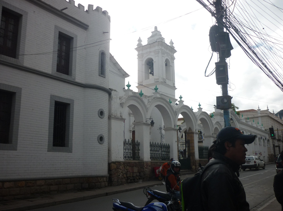 San Francisco Church-苏克雷必去景点