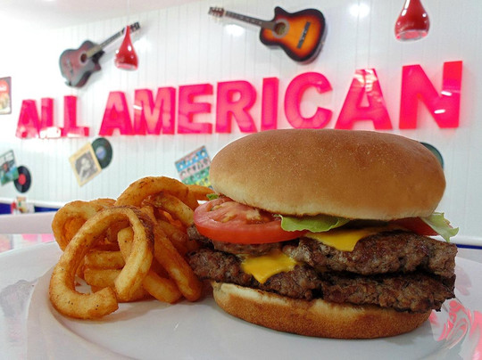 82 American Diner