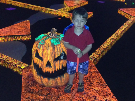 Monster Mini Golf-爱迪生必去景点