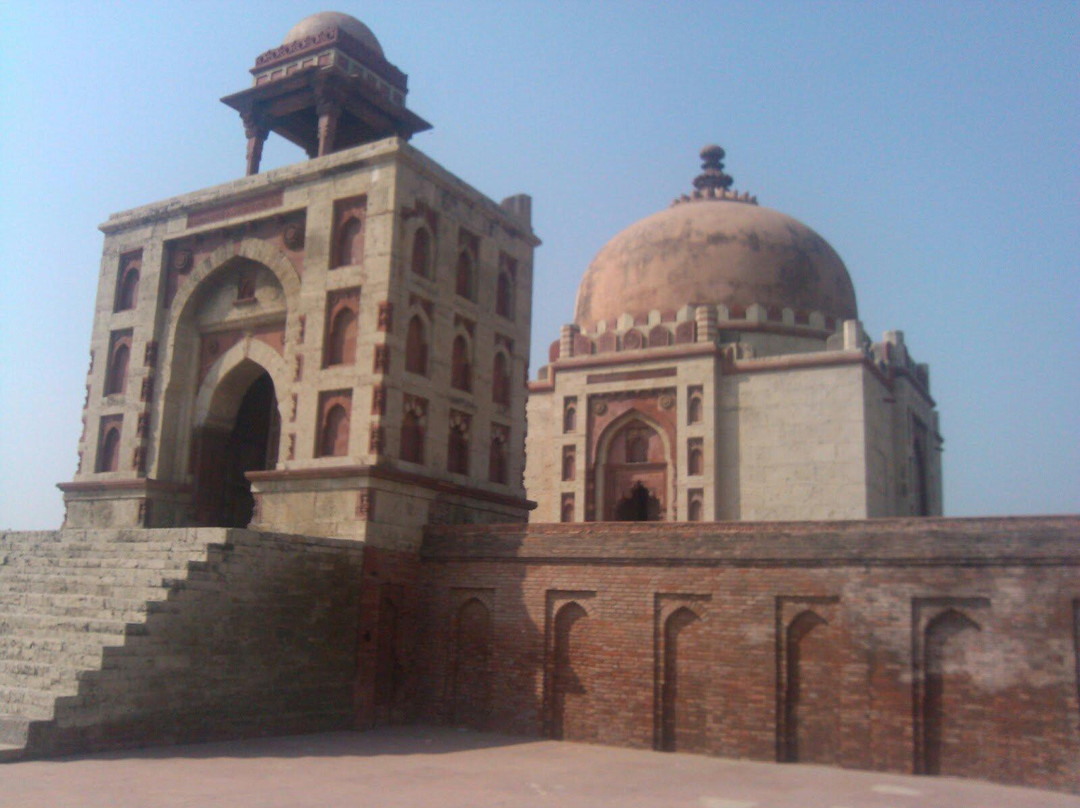 Tomb of Khwaza Khizr景点图片
