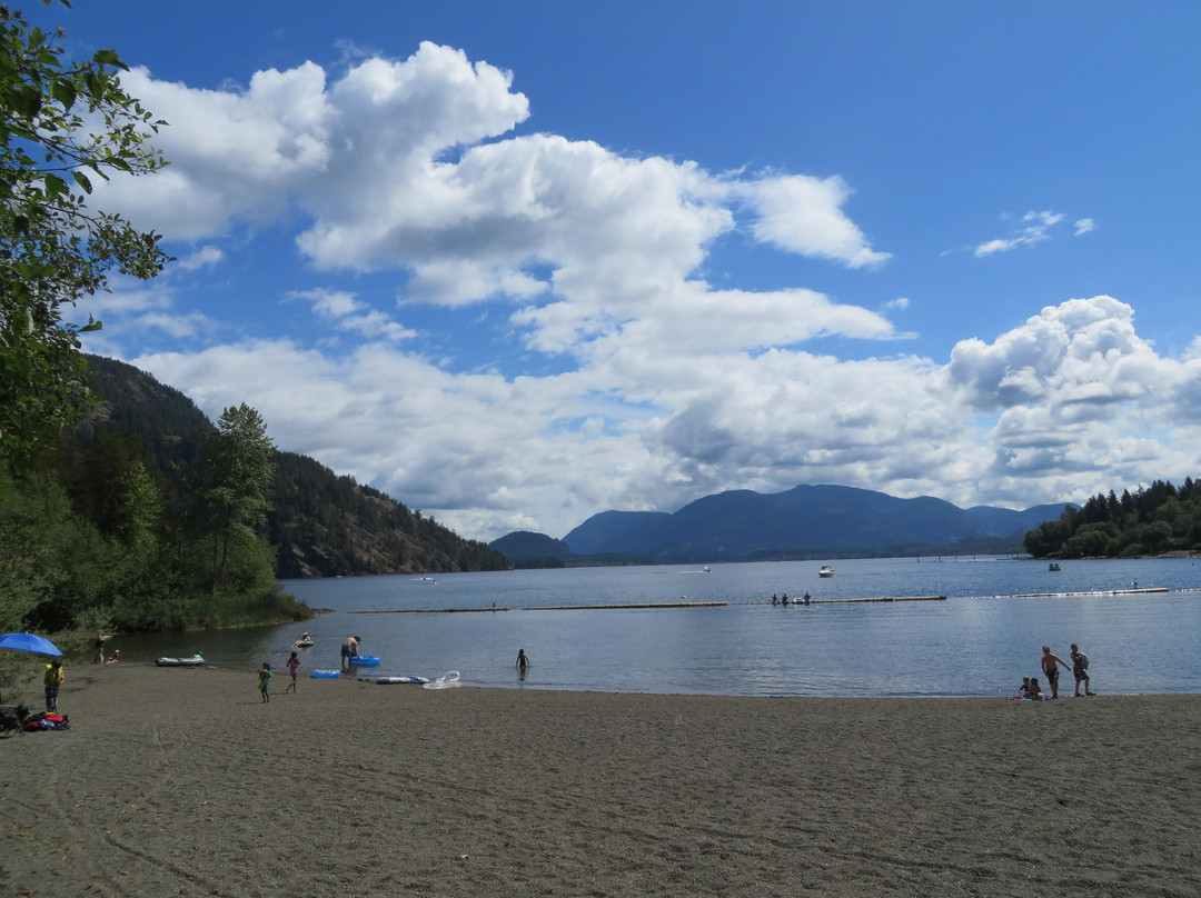 Gordon Bay Provincial Park景点图片