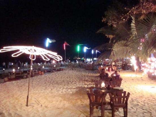 萨卡威沙滩-沙美岛必去景点