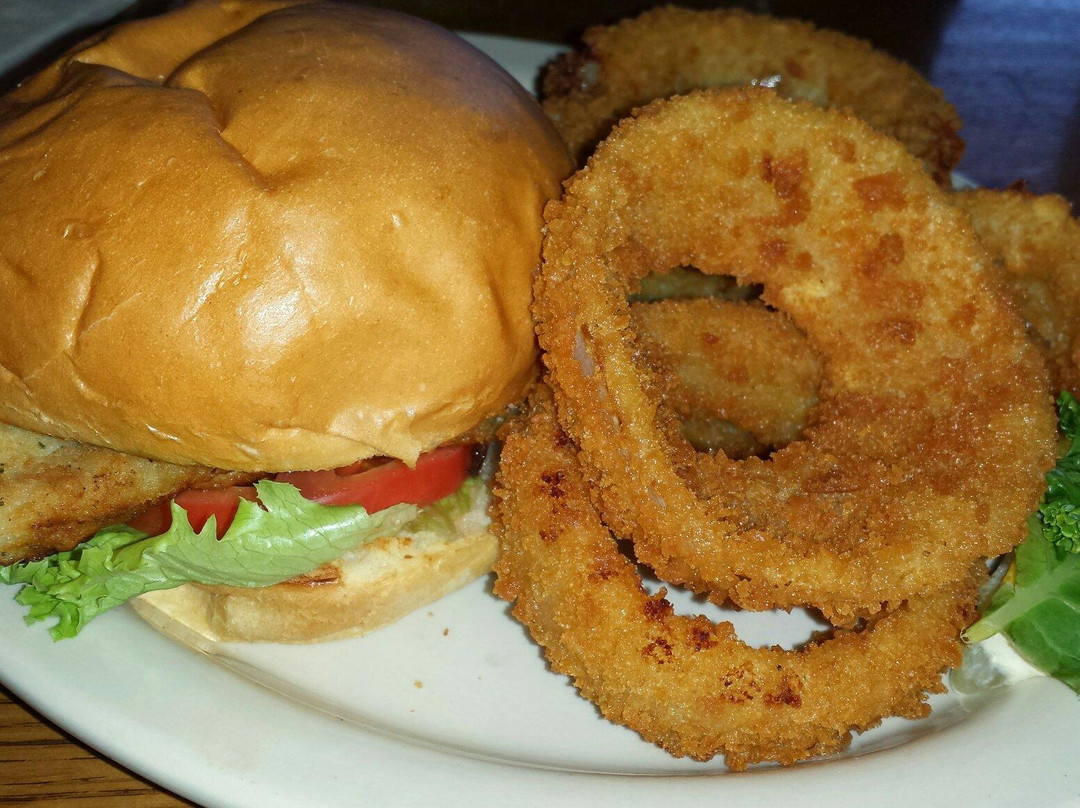 Apple Valley餐馆和美食-Rascal's Bar & Grill