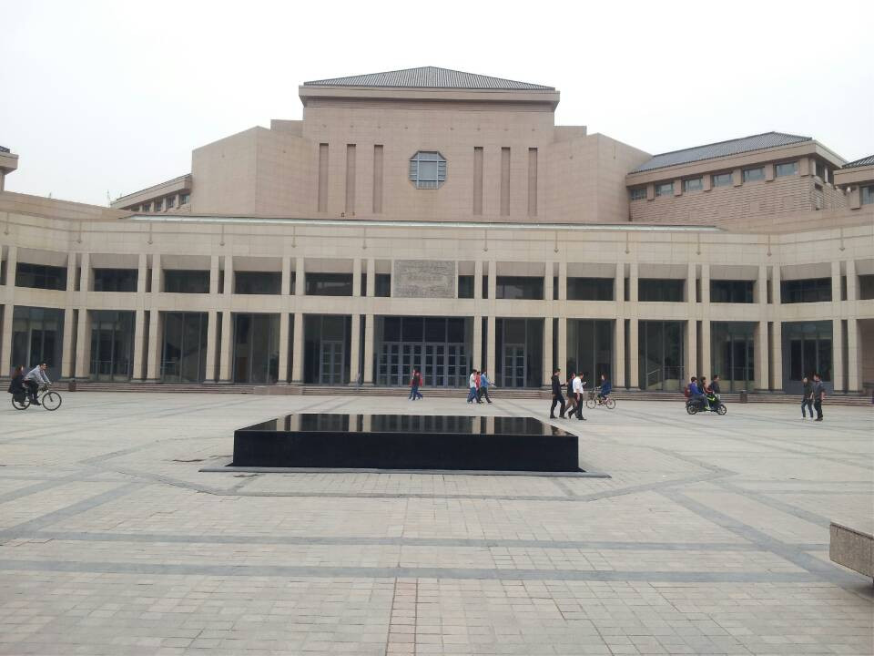 北京大学-北京市必去景点