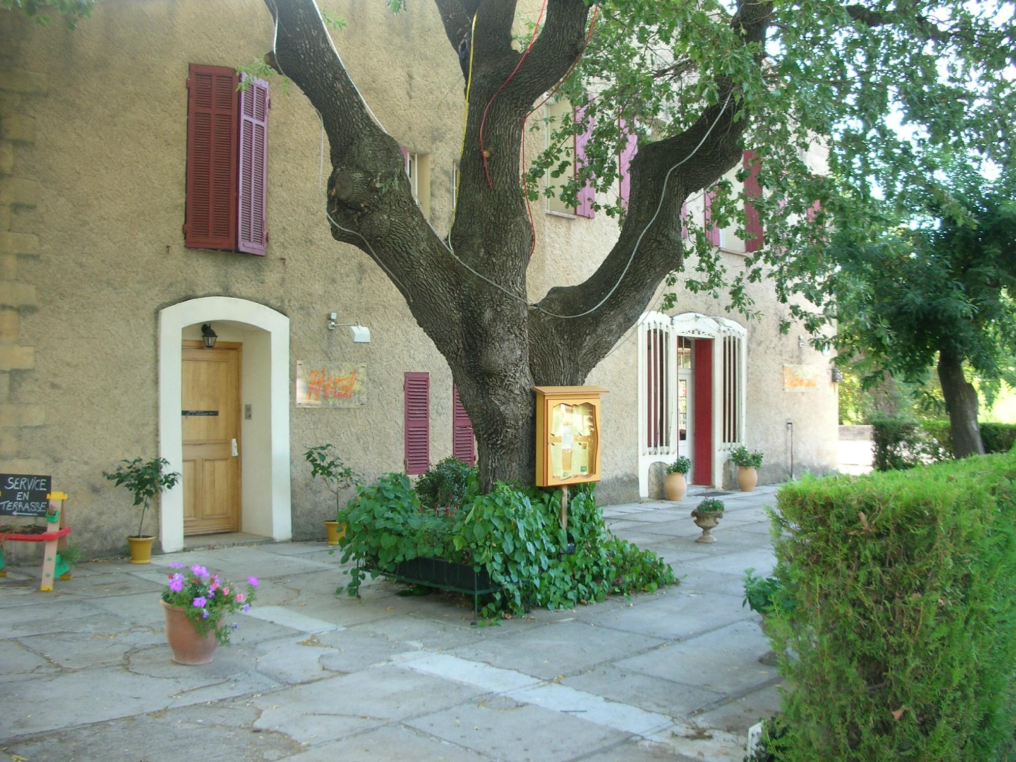 Hostellerie Le Mirabeau-官方