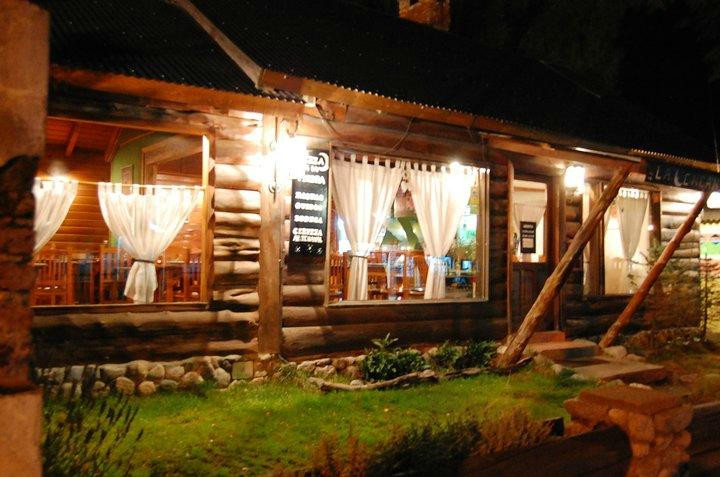 安哥斯度拉村餐馆和美食-La Encantada