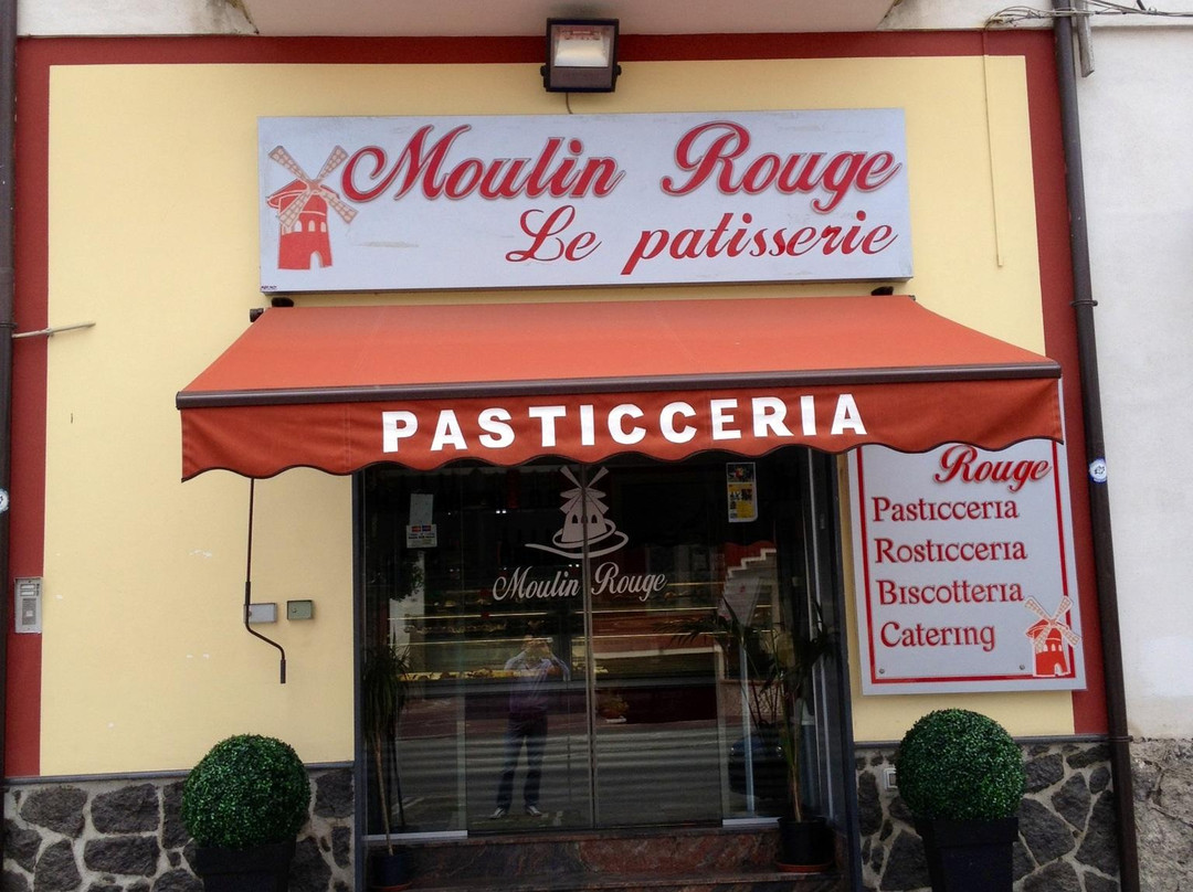Moulin Rouge Pasticceria景点图片