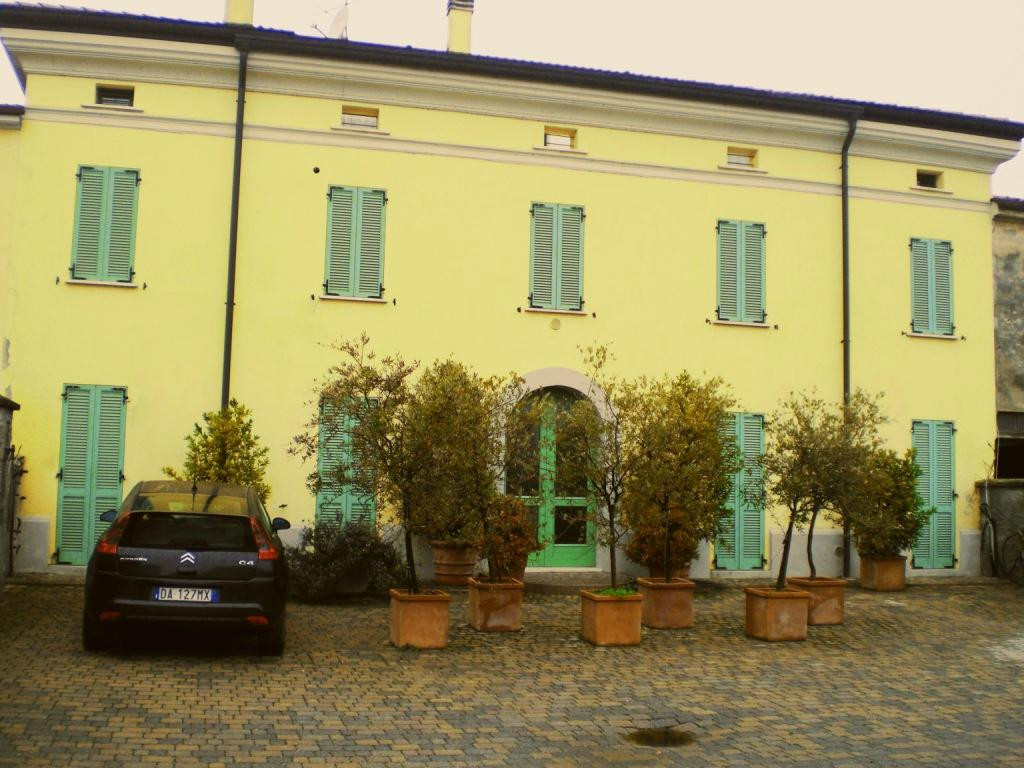 Virgilio Residence