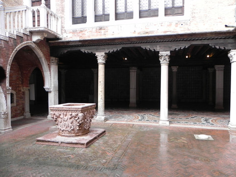 黄金宫-威尼斯必去景点