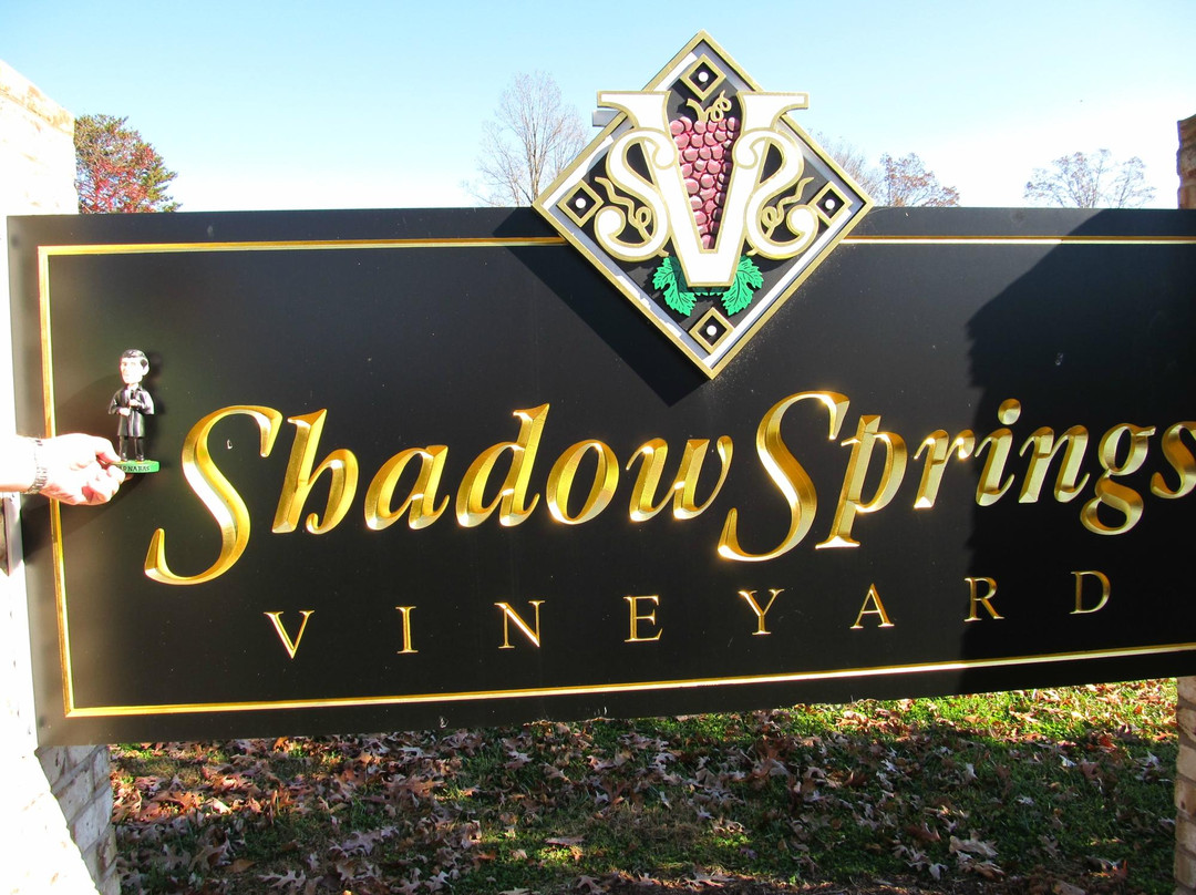Shadow Springs Vineyard景点图片